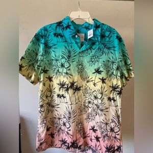 NWT American Eagle Multi Colored Hawaiian Button Up. Size large